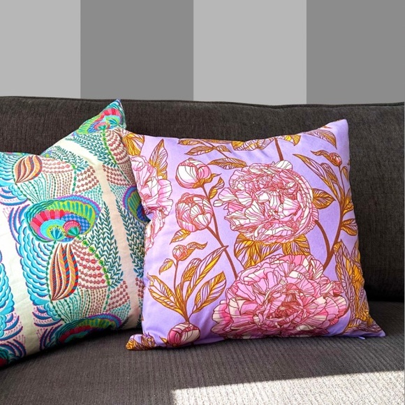 NEW Cloth Cotton Purple & Pink Pillow Cover Large Floral Decor - Picture 3 of 4